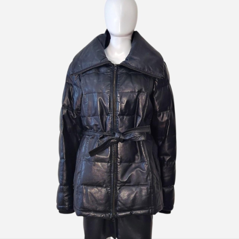 Black puffer leather jacket by Danier with down fill Size XL